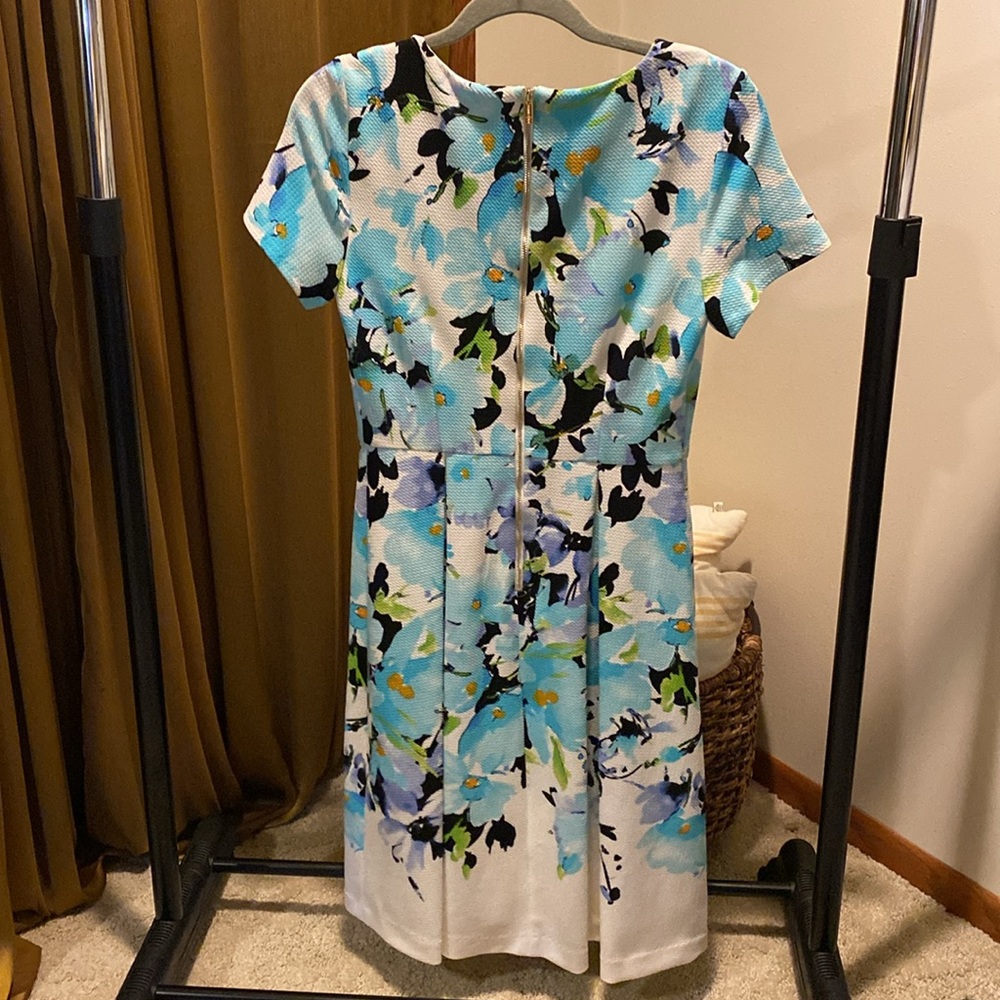 Karl Lagerfeld floral dress - Picture 6 of 9